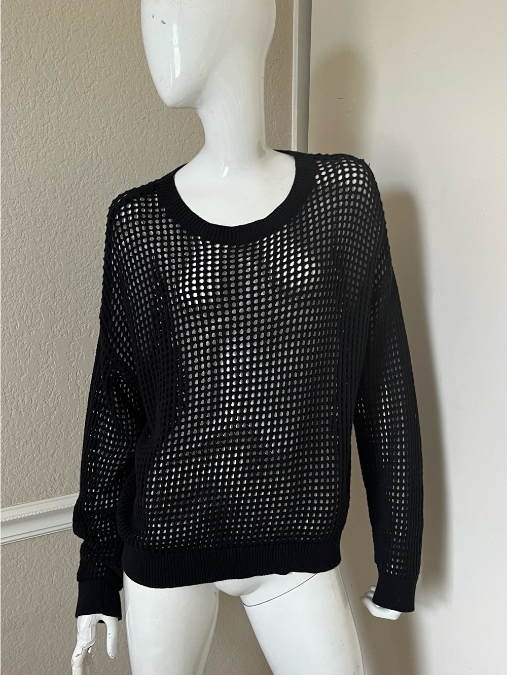 CALVIN KLEIN JEANS NEW Black 100% Cotton Open Knit Crochet Long Sleeve Sweater L